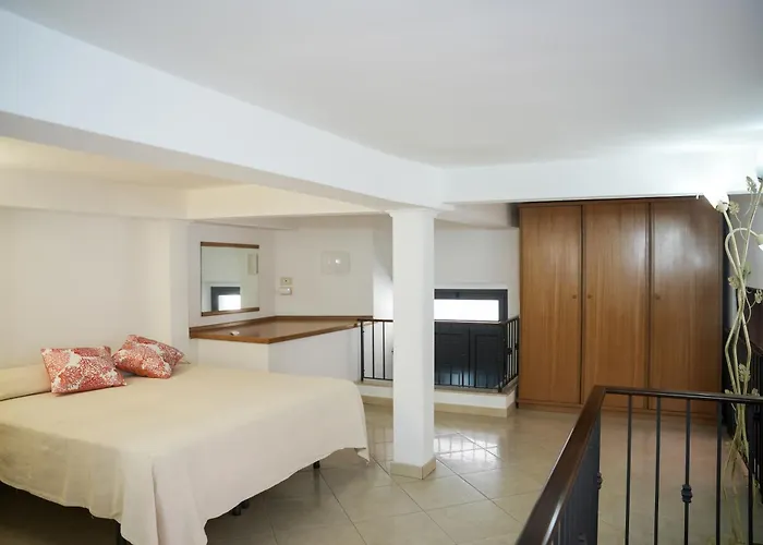 A Vanedda Longa * 勒托阳尼